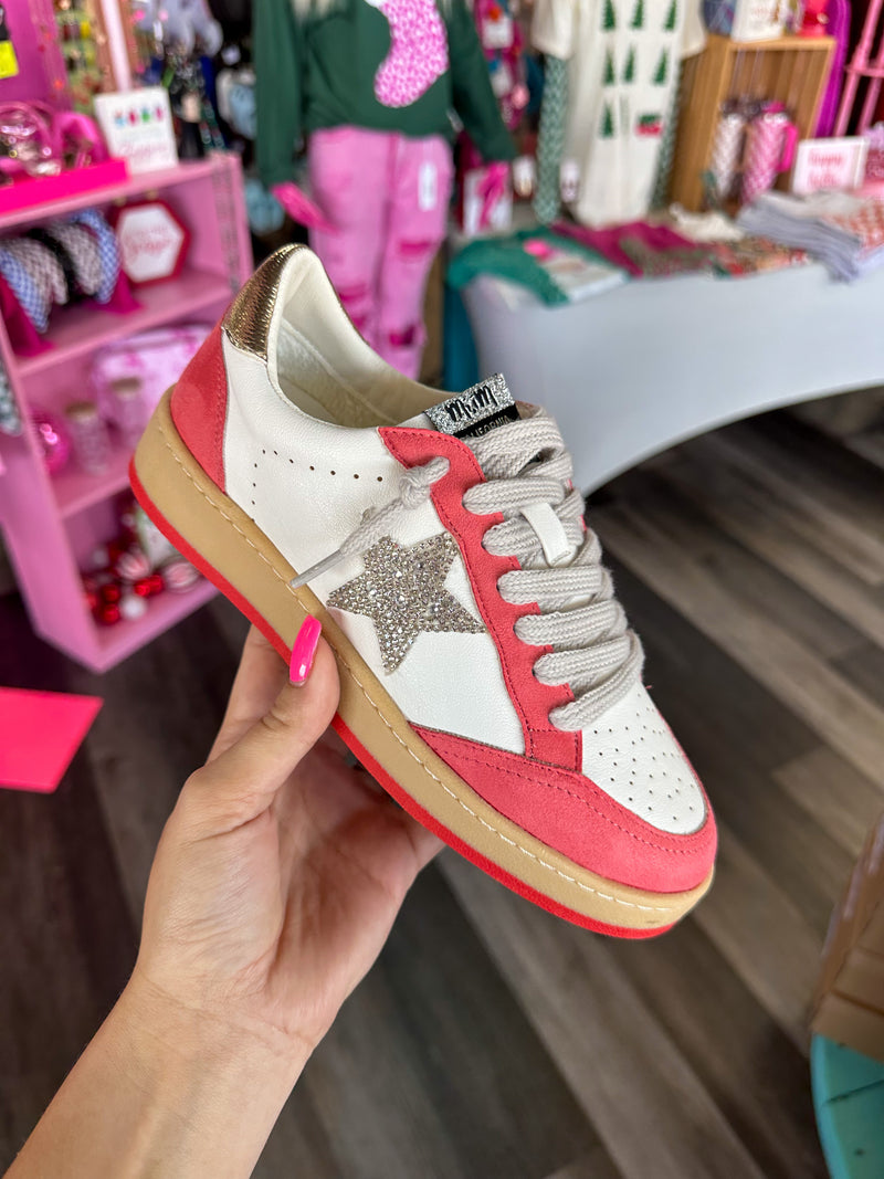 Vintage Red Star Sneakers