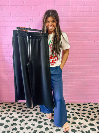 Wide Leg Scuba Sweats- Black