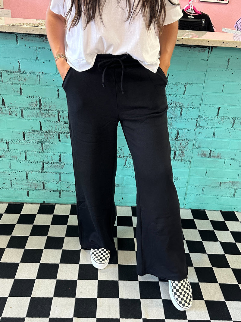 Wide Leg Fleece Sweats- Black