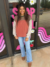 Flare Risen Jeans w/Frayed Hem