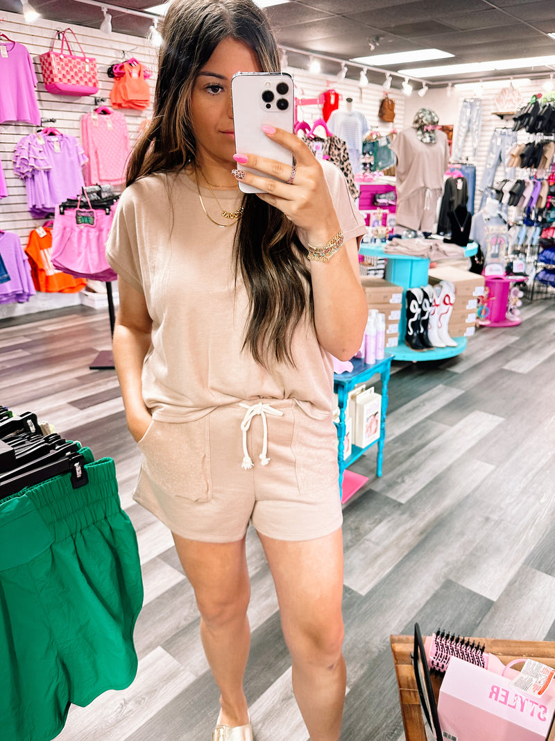 Comfy Mid-Waist Drawstring Shorts- Mocha